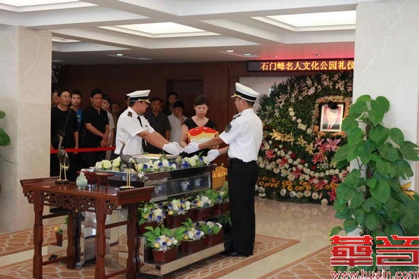 追悼会8