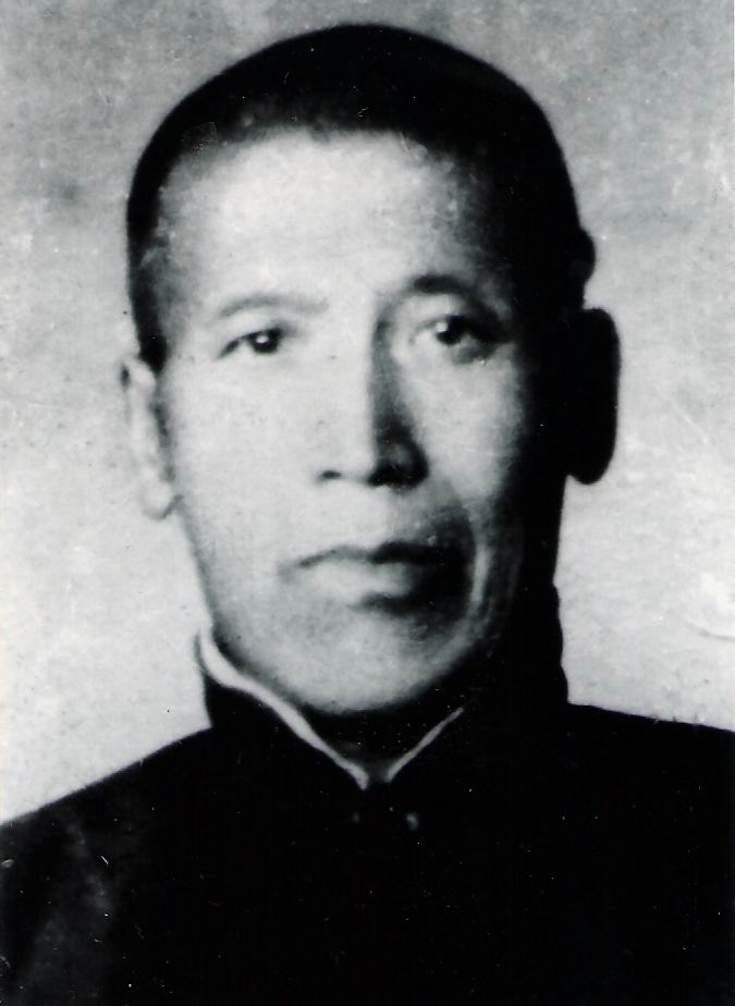 解纯年