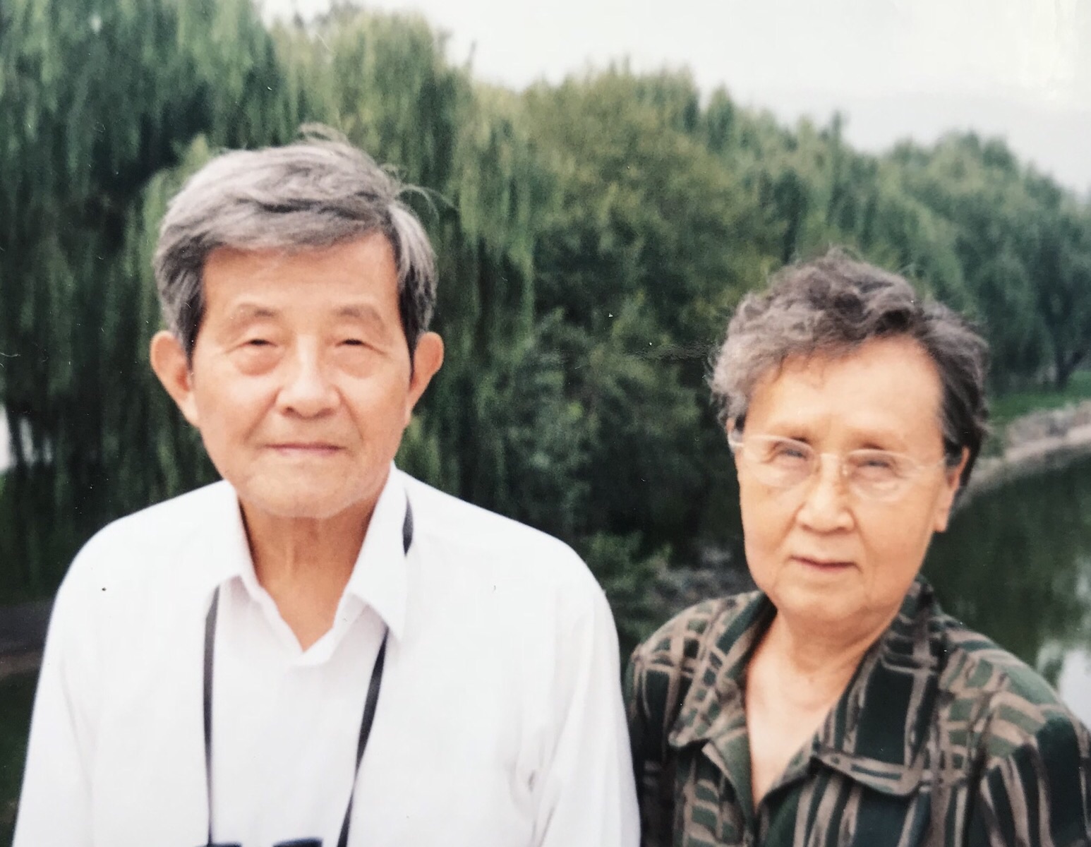 戚维贞